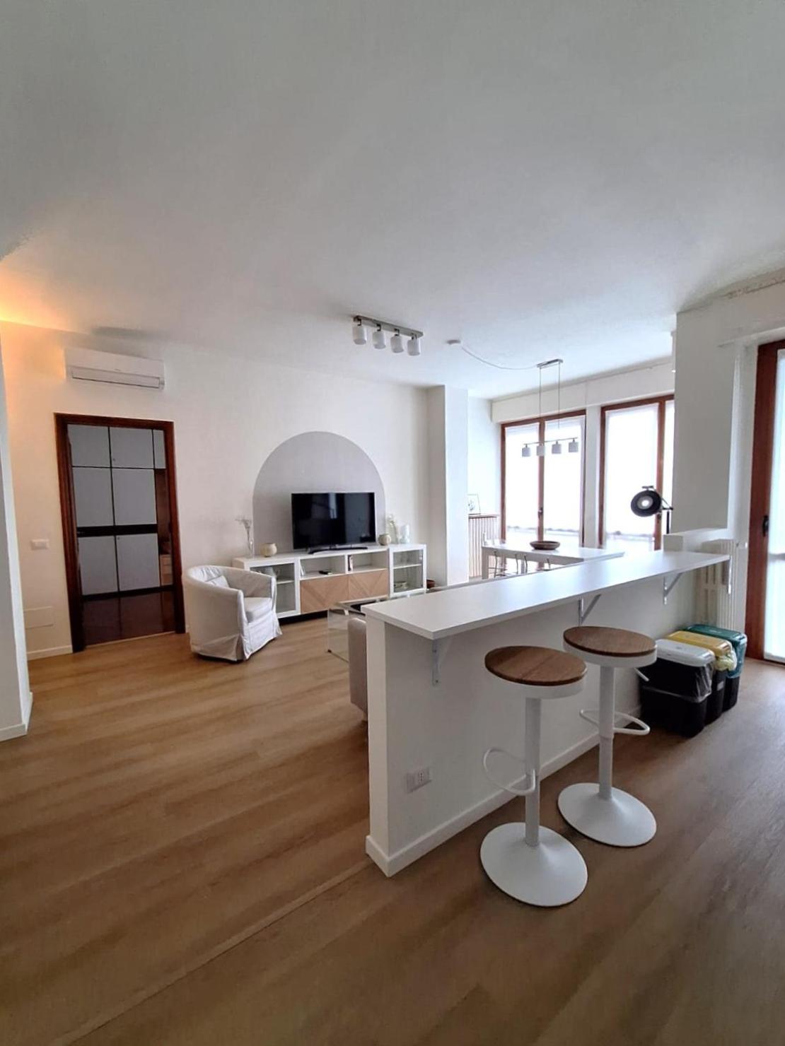 Charming Towers Guest House-Apartment Milan Bagian luar foto