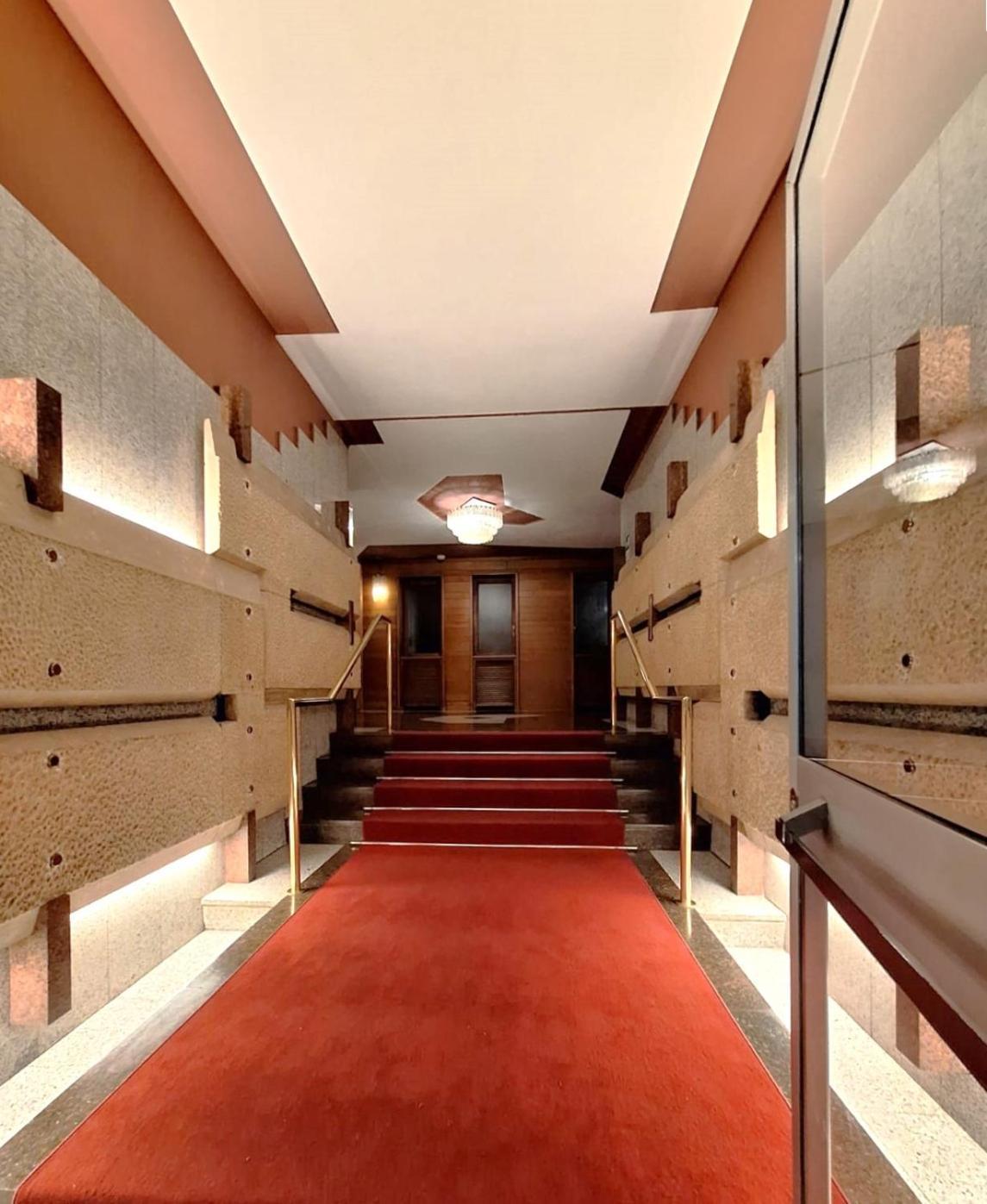 Charming Towers Guest House-Apartment Milan Bagian luar foto